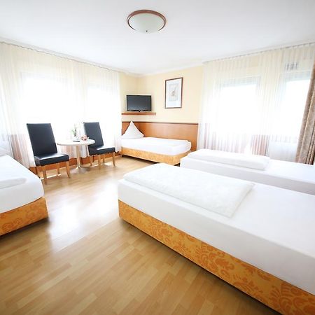 Hotel Europa Offenbach am Main Pokoj fotografie